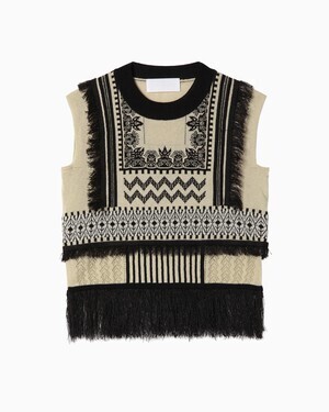 mame Mixed Fabric Graphical Pattern Knit