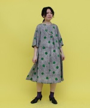 bulle de savon 手描きドットプリント　ワンピース