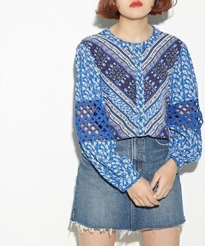 SLY VALLEY FLOWER CROPPED TOPS