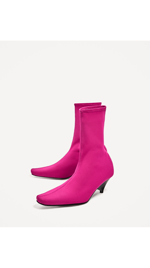 ZARA ソックススタイルアンクルブーツ