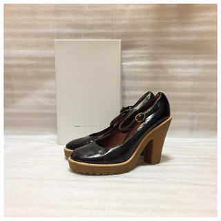 Marc by Marc Jacobs ストラップ パンプス
