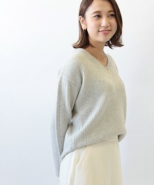 fredy emue ヤク混Vネックプルオーバーニット