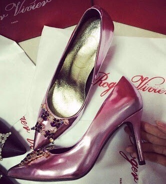 Roger Vivier ビジュー パンプス