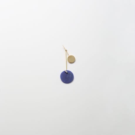 MAYU 23mm sodalite / k10 post pierced earring