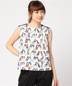 LANVIN en Bleu マニキュアプリントブラウス