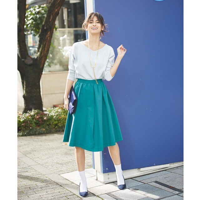 &. NOSTALGIA Asymmetry tuck skirt