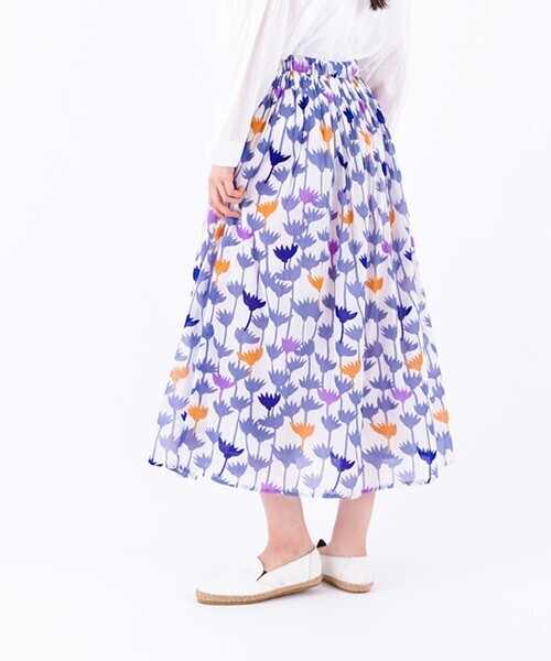 Fillil hokuo print ロータスプリントロングスカート