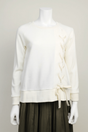 trois 【T53-3205】trois / リボン編込みプルオーバー