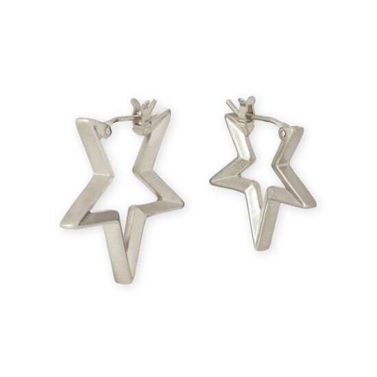 chigo Star Hole Pierce