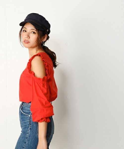 SLY OPEN SHOULDER スカラップ TOPS