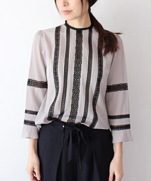 Banner Barrett TA/CO　LAWN BLOUSE