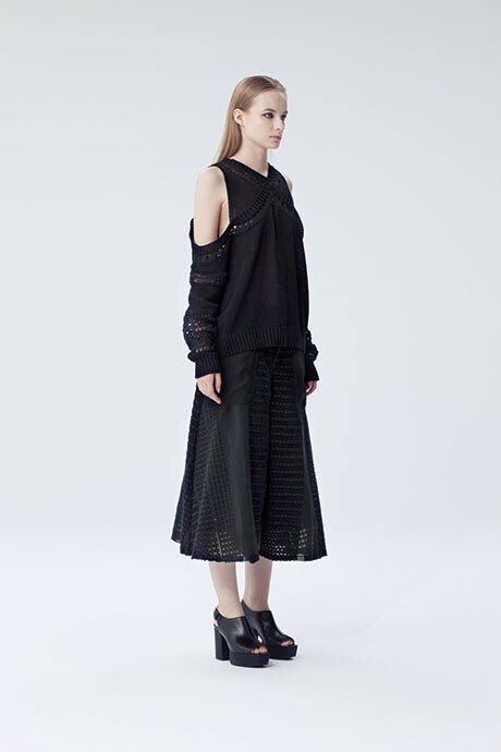 Yasutoshi Ezumi sandal