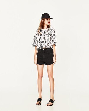 ZARA シフリ刺繍入りトップス