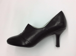 everydayCREA 【CR00701】everydayCREA / Vラインミドルパンプス（BLACK）