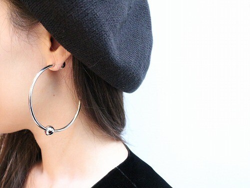 Bijou R.I Ball Hoop Pierce