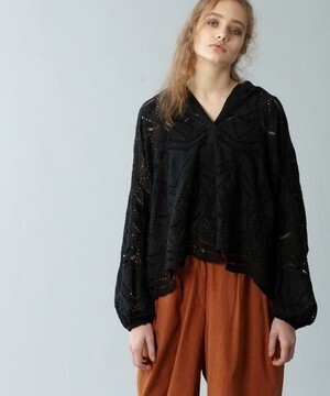 GRACE CONTINENTAL カットワークトップ