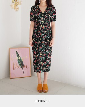 DHOLIC パッド入りの肩のシルエットがレトロで女性らしいワンピース