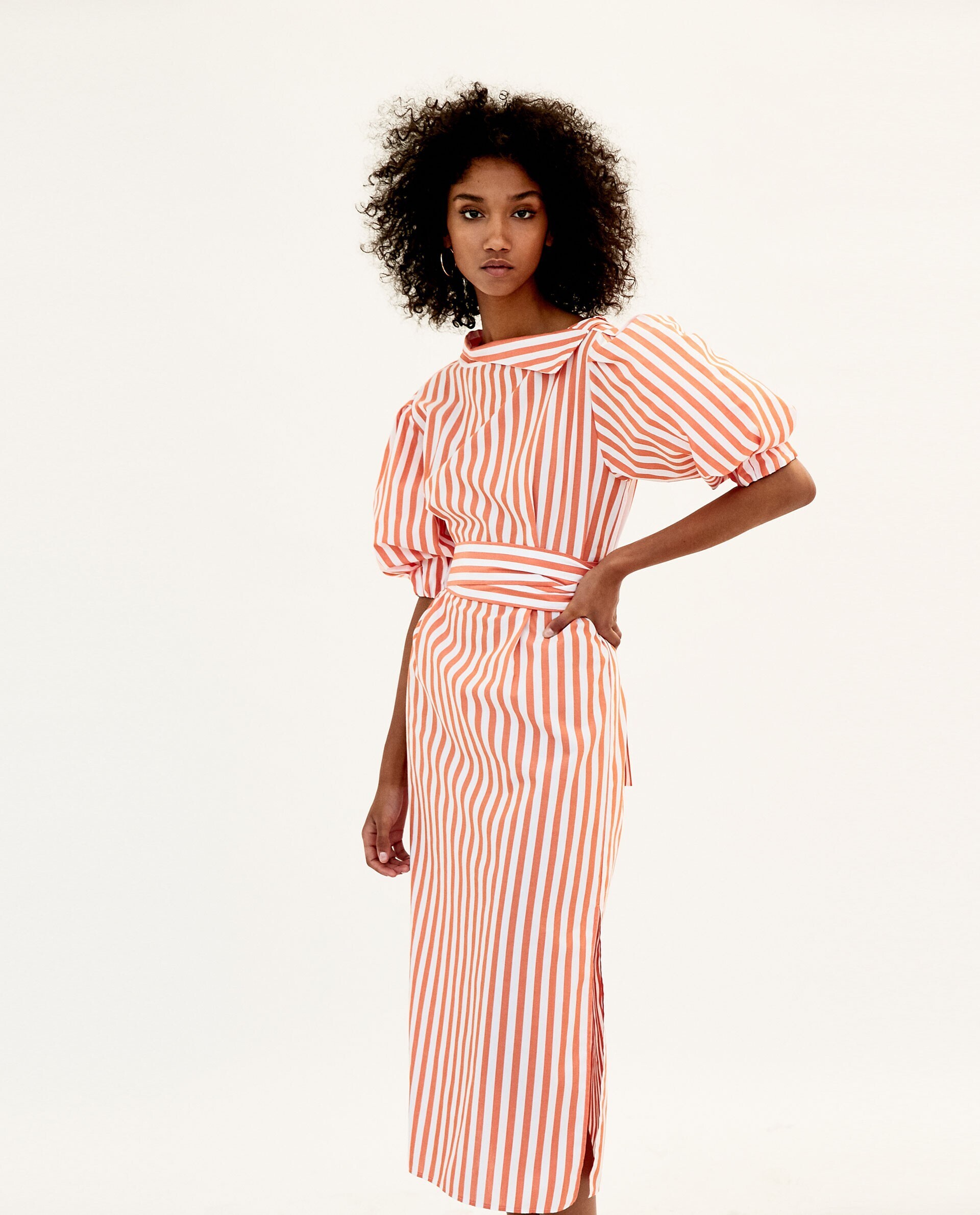 ZARA ストライプ柄ミディ丈ワンピース