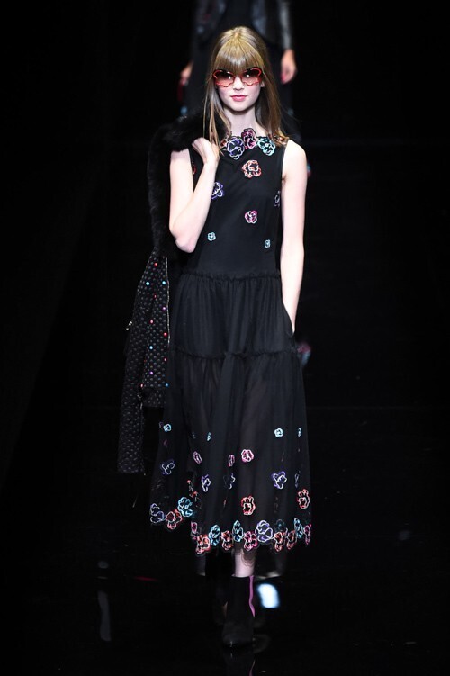 EMPORIO ARMANI ドレス