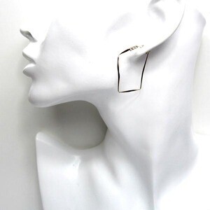 SALON Pierce No. TCPF038