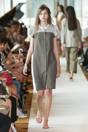 コレカウ | 石田ゆり子さんが王様のブランチで着用されていたワンピース