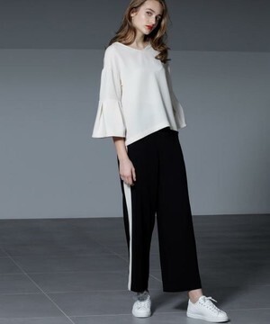 GRACE CONTINENTAL サイドライン切替パンツ