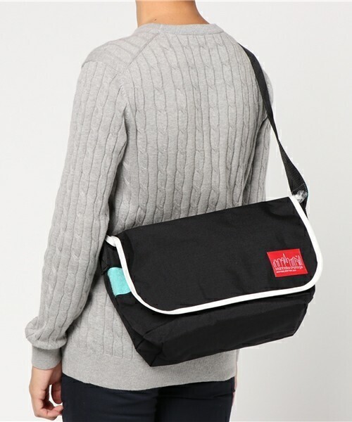 NAUGHTIAM ManhattanPortage