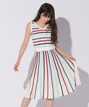 And Couture マルチボーダーノースリフレアワンピース