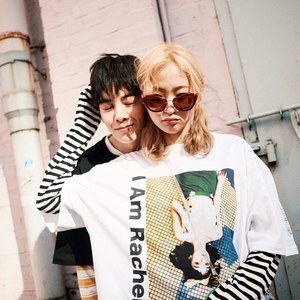 Little sunny bite I Am Rachel ビッグTシャツ