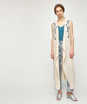 moussy EMBROIDERY FLOWER GILLET