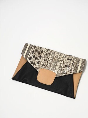 BY MALENE BIRGER スネークレザー切替クラッチバック