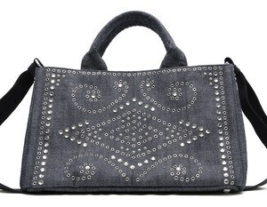 PRADA 【楽天市場】プラダ PRADA カナパ 【CANAPA】 DENIM 三角ロゴプレート スタッズ デニム トートバッグ ネイビー【BLEU】 BN2642 2A75 008 【2014年春夏新作】 【レディース】【あす楽対応】：ブランドウォッチ　ブルーク