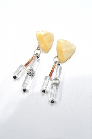YURIKA_AKUTSU Lily pierce or earring