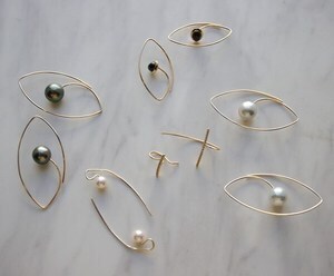 HIROTAKA pierced earrings