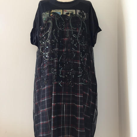 YuumiARIA EMBROIDARY T-SHIRT