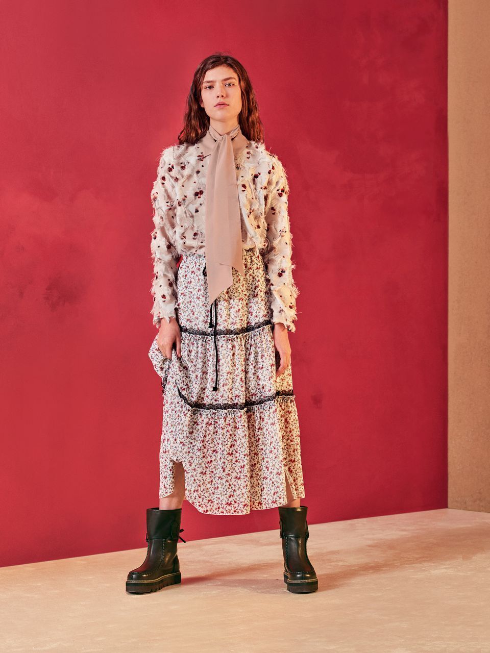 SEE BY CHLOE 「All-over roses」プリント入りロングスカート
