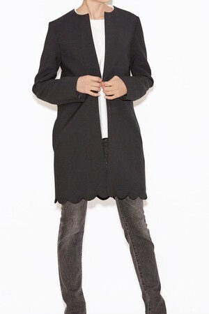 YOKO CHAN Hem Scallop Coat