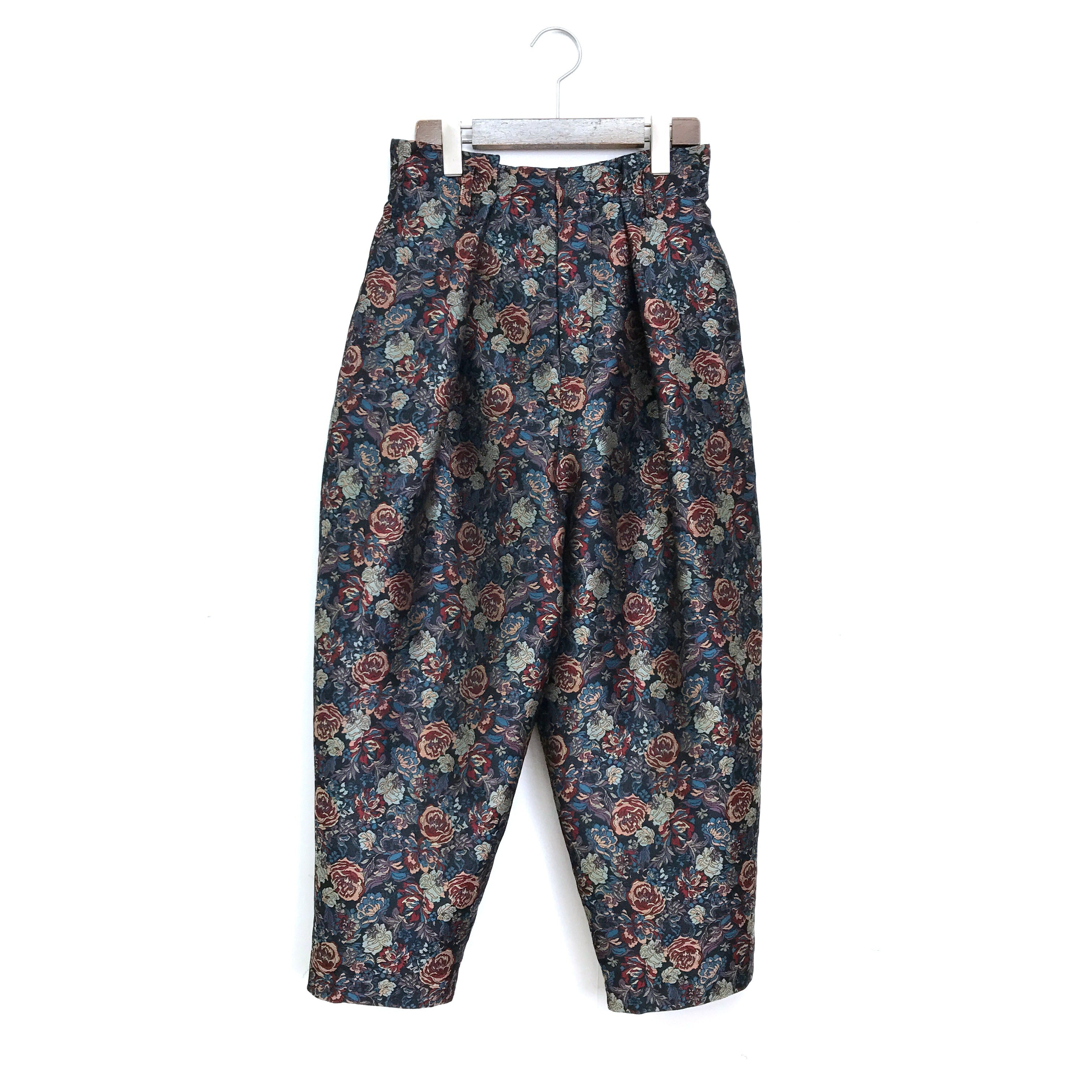 Lois CRAYON フラワーJQパンツ