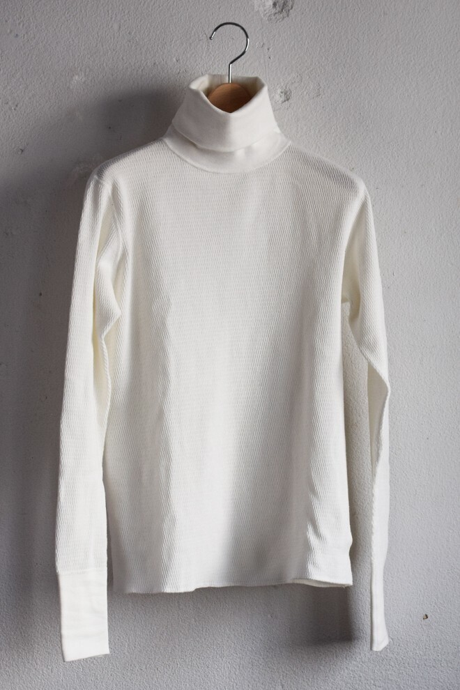 RUMBLE RED High Neck Tharmal Shirts