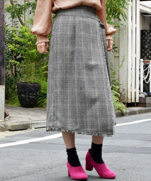 w closet グレンチェックツイードラップ風スカート