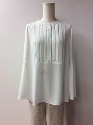 trois 【T171-81011\t】trois/袖フリルシャツ