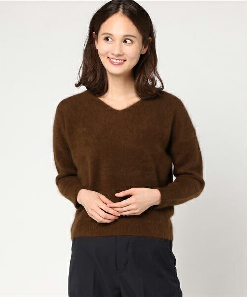 NOLLEY'S ラクーンVネックプルオーバーニット