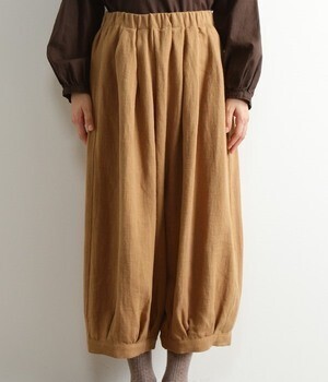 Lintu Laulu 裾タックサルエルパンツ