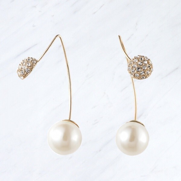 Grosse Glace Pearl Amuse パールビジューピアス