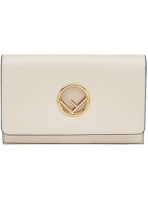 FENDI チェーンウォレット
