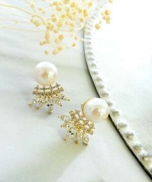 trim 【t-1077P ③】パール＆ビジューピアス