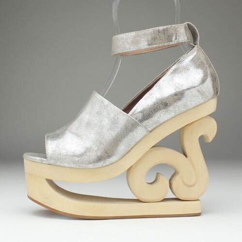 Jeffrey Campbell LIPINSKI  "デザインヒールオープントゥアンクルストラップサンダル