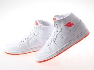 NIKE AIR JORDAN 1 MID PREMIUM