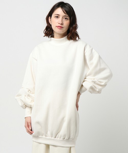SLY VOLUME TUCK SLEEVE OP