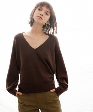 Banner Barrett V-NECK KNIT PULLOVER